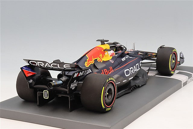 MINICHAMPS MC117250701 1/18 Oracle Red Bull Racing RB21 2025 Emilia-Romagna GP Winner #1 M. Verstappen - image 3
