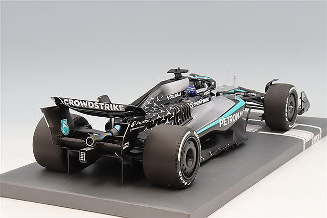 MINICHAMPS MC117251863 1/18 Mercedes-AMG Petronas W16 E Performance 2025 Singapore GP Winner #63 G. Russell - image 3