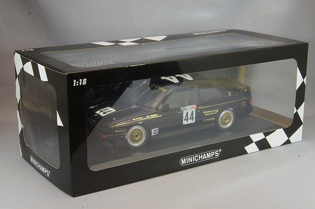 MINICHAMPS MC155872044 1/18 BMW M3 JPS Team BMW 1987 Bathurst 1000 km Class Winner #44 J. Richards/T. Longhurst - image 5
