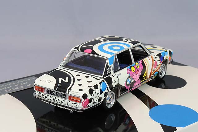 MINICHAMPS MC410029202 1/43 BMW 2500 E3 1969 New Horizon Pink Panther - image 3