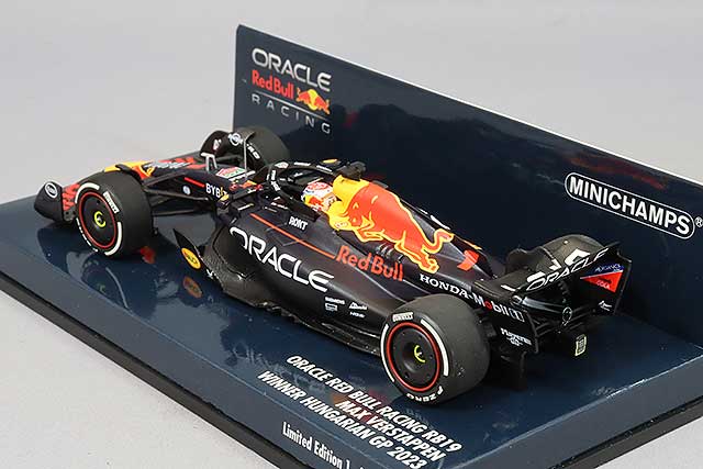 MINICHAMPS MC417231201 1/43 Oracle Red Bull Racing Honda RB19 2023 Hungarian GP Winner #1 M. Verstappen - image 3