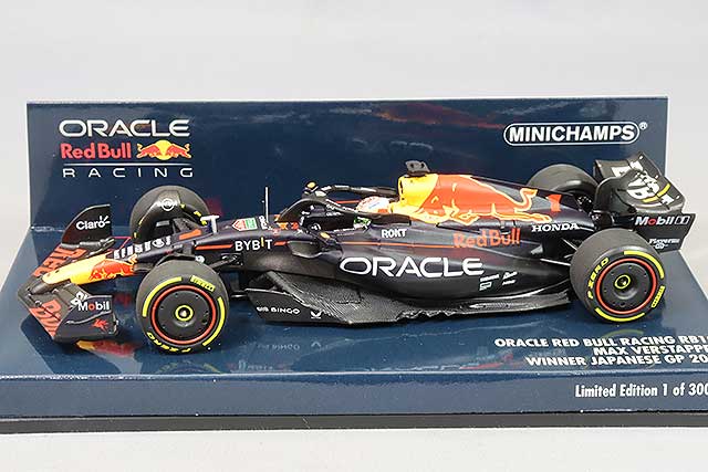 MINICHAMPS MC417231701 1/43 Oracle Red Bull Racing Honda RB19 2023 Japanese GP Winner #1 M. Verstappen - image 2