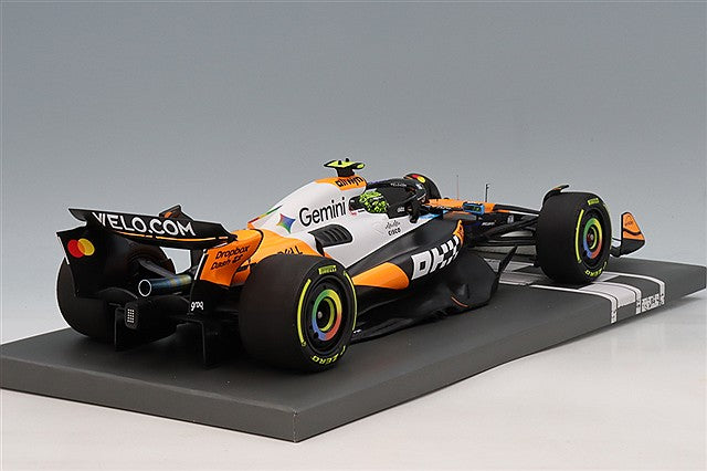 MINICHAMPS MC537253704 1/18 McLaren MCL39 2025 Mexican GP Winner #4 L. Norris - image 3