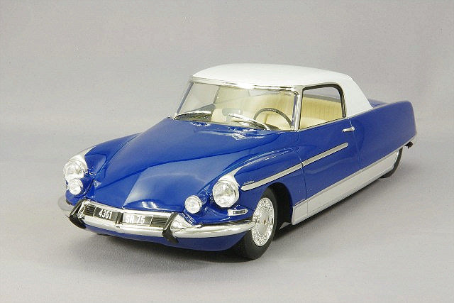 METAL-18 METAL18001A 1/18 Citroen DS19 Chapron Coupe Le Dandy 1964 Blue/White Roof with Working Headlights and Taillights