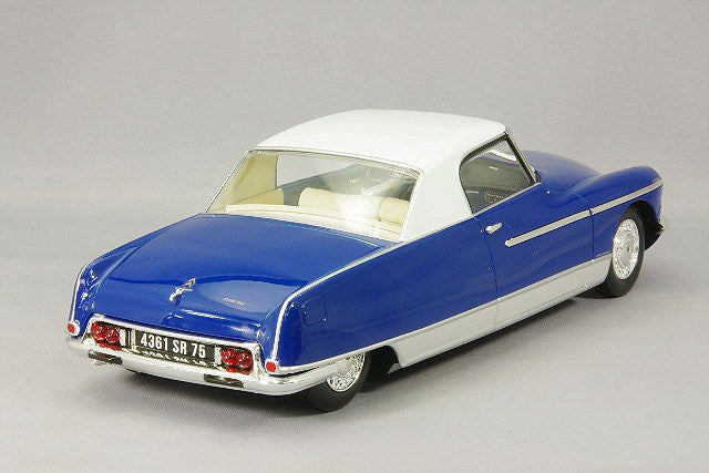 METAL-18 METAL18001A 1/18 Citroen DS19 Chapron Coupe Le Dandy 1964 Blue/White Roof with Working Headlights and Taillights - image 3