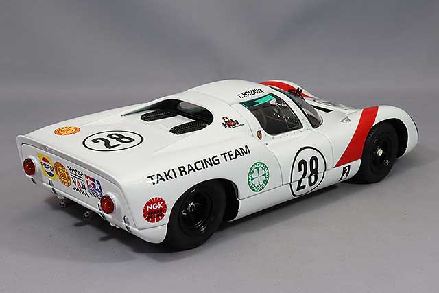 EXOTO MTB00064B 1/18 Porsche 910 1968 Japanese GP #28, rear three-quarter view