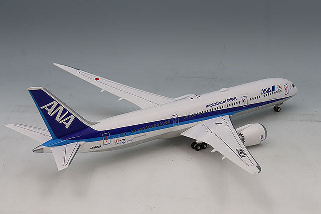 ANA Trading NH20207 1/200 Boeing 787-9 JA922A with Wi-Fi Radome and Landing Gear - image 3