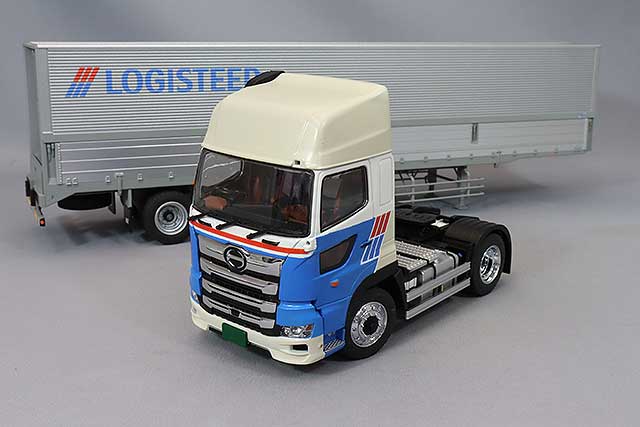PLATZ NPRFST-LS1 1/50 Hino Profia SH 4x2 Tractor with Nippon Trex Wing Trailer Logisteed Current Version - image 5