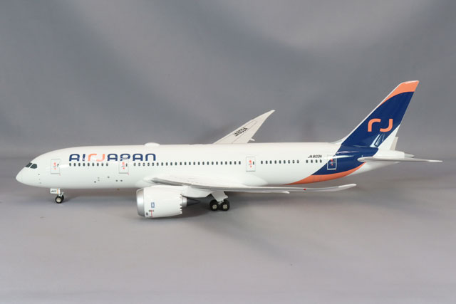 ANA Trading NQ20203 1/200 Boeing 787-8 JA803A Air Japan New Livery Finished ABS Model with Wi-Fi Radome and Landing Gear - image 2