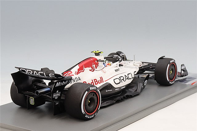 Spark S18S1005 1/18 Oracle Red Bull Racing RB21 2025 Japanese GP #22 Y. Tsunoda with Pit Board - image 3