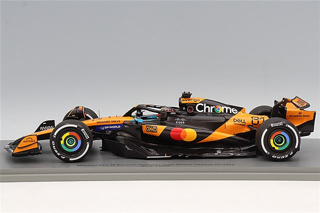 Spark S18S1008 1/18 McLaren F1 Team 2025 Chinese GP Winner #81 O. Piastri - image 2