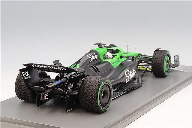 Spark S18S1012 1/18 Kick Sauber Stake F1 Team 2025 British GP Third Place #27 N. Hulkenberg with Pit Board - image 3