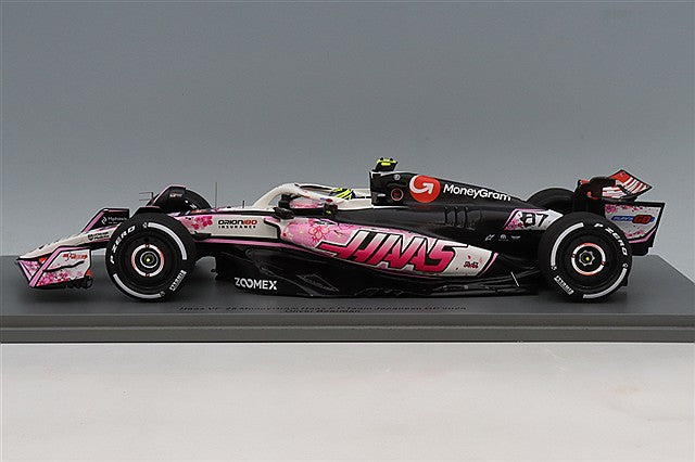 Spark S18S1015 1/18 MoneyGram Haas VF-25 2025 Japanese GP #87 O. Bearman - image 2