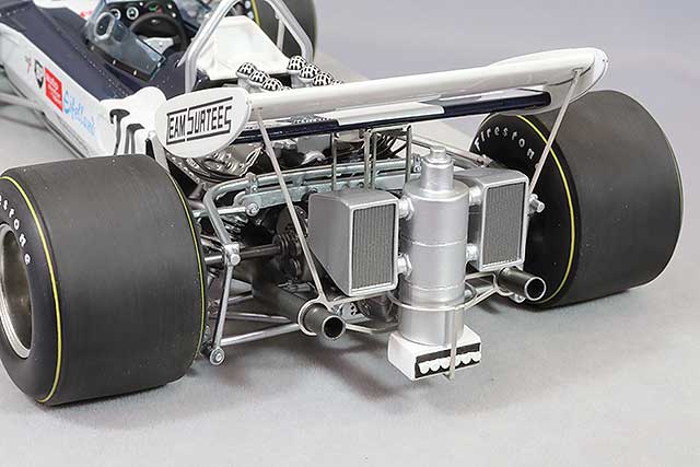 Tecnomodel TM18-259A 1/18 Surtees TS9 1971 British GP #24 R. Stommelen - image 6