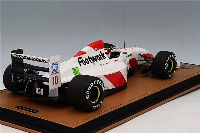 Tecnomodel TMD18-458A 1/18 Footwork FA13 1992 Japanese GP #10 Aguri Suzuki with Driver Figure - image 3