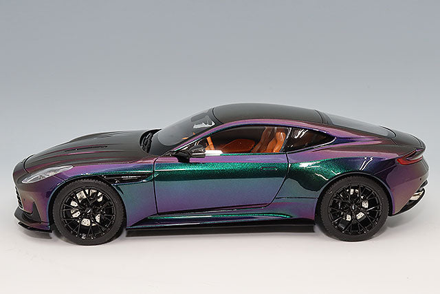 XiaoGuang Model XGM8250516BSL 1/18 Aston Martin DB12 Chameleon with Interchangeable Wheels - image 2