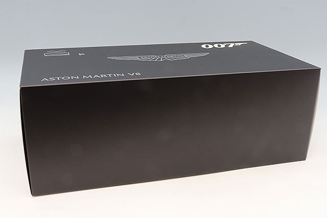 XiaoGuang Model XGM8260711CG 1/18 Aston Martin Vantage 007 Version Cumberland Gray - image 7
