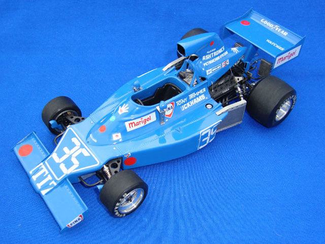 Wolf Models GP20086 1/20 Maki F101C T.Trimer/H.Fushida 1975 Resin Model Kit - image 1
