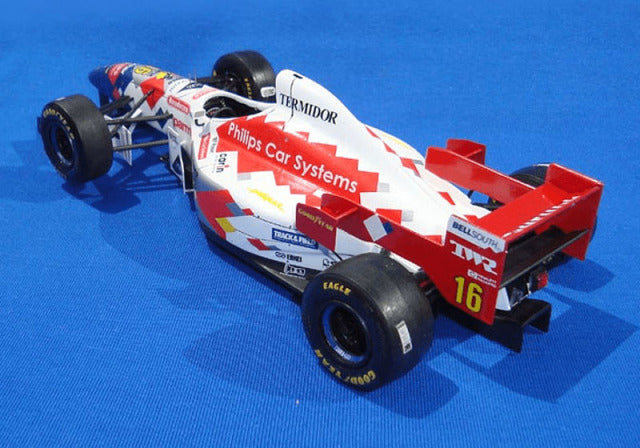 Wolf Models GP20091 1/20 Footwork FA17 1996 early version Resin Model Kit - image 3