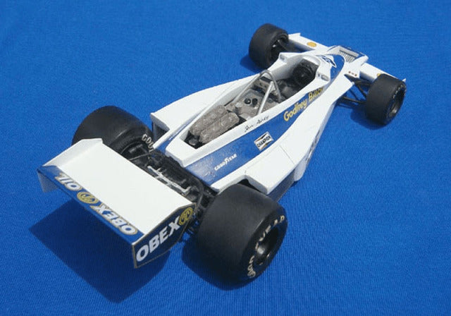 Wolf Models GP20092 1/20 Hesketh 308E Ian Ashey 1977 Resin Model Kit - image 2