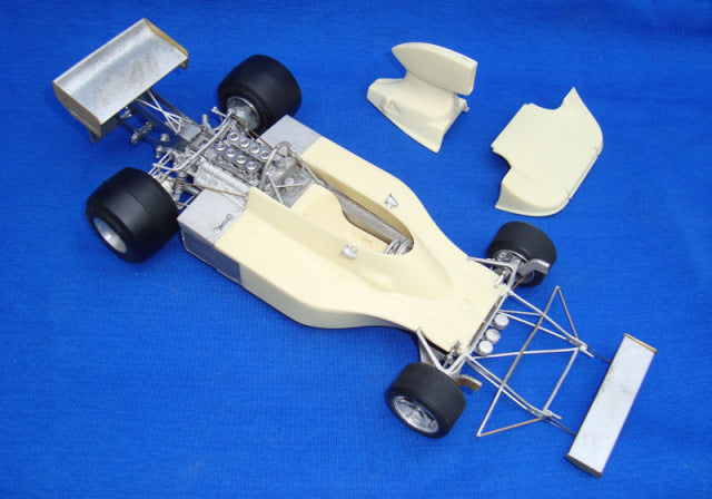 Wolf Models GP20106 1/20 Hesketh 308B Dutch GP 1975 J.Hunt Winner Resin Model Kit - image 3
