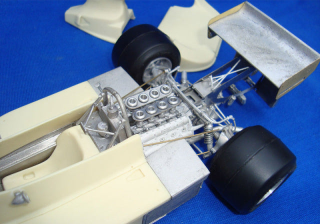 Wolf Models GP20106 1/20 Hesketh 308B Dutch GP 1975 J.Hunt Winner Resin Model Kit - image 5