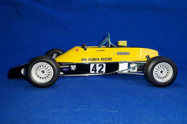 Neko Models FK2016 1/20 FF1600 RF81 - A.Senna Resin Model Kit - image 4